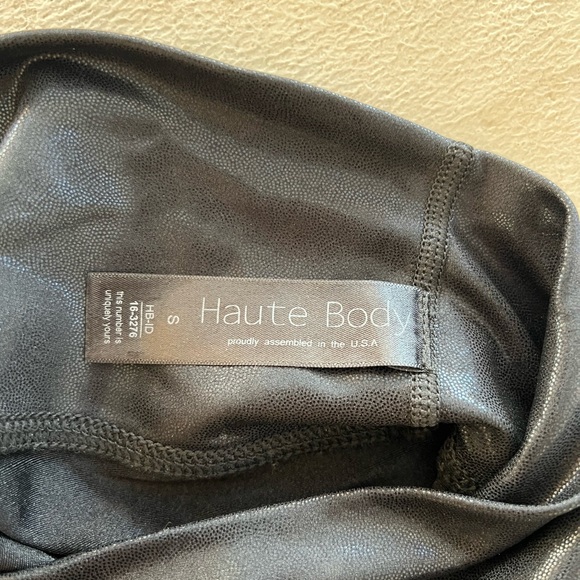 Haute Body leggings + sports bra - Picture 5 of 7